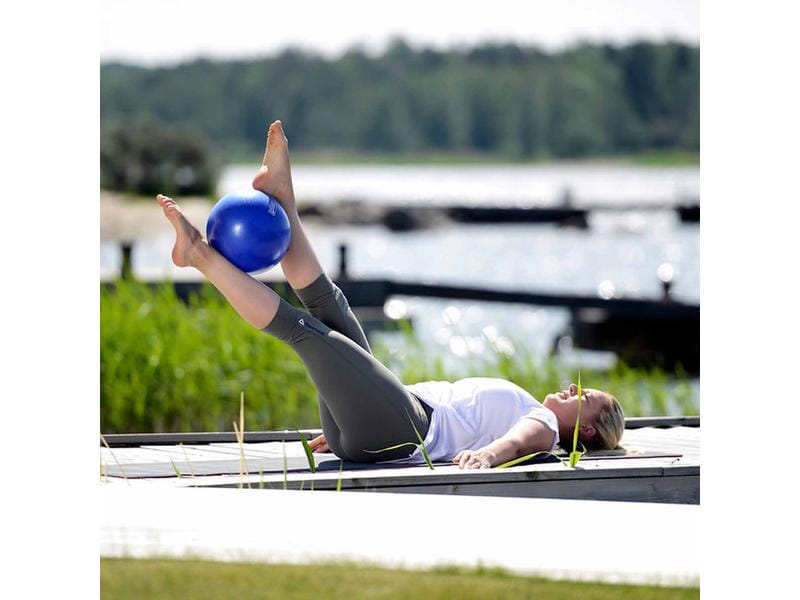 SISSEL Pilates Soft Ball Ø 22 cm bleu