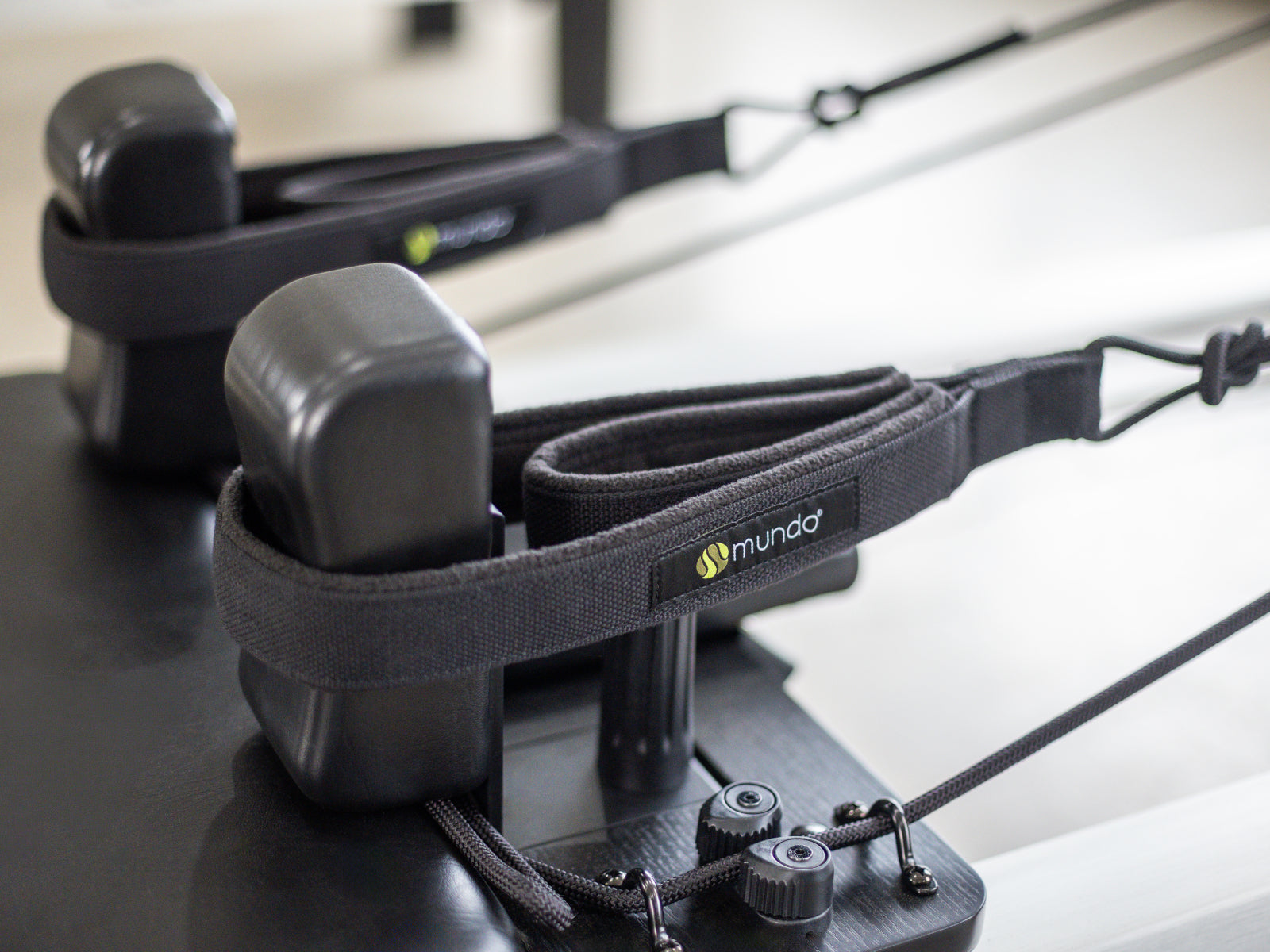 Luna Reformer™ by mundo