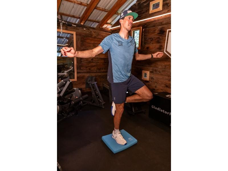 Airex Balance Pad Elite Blue, Balance Trainer, for Proprioceptive Training in Physical Therapy