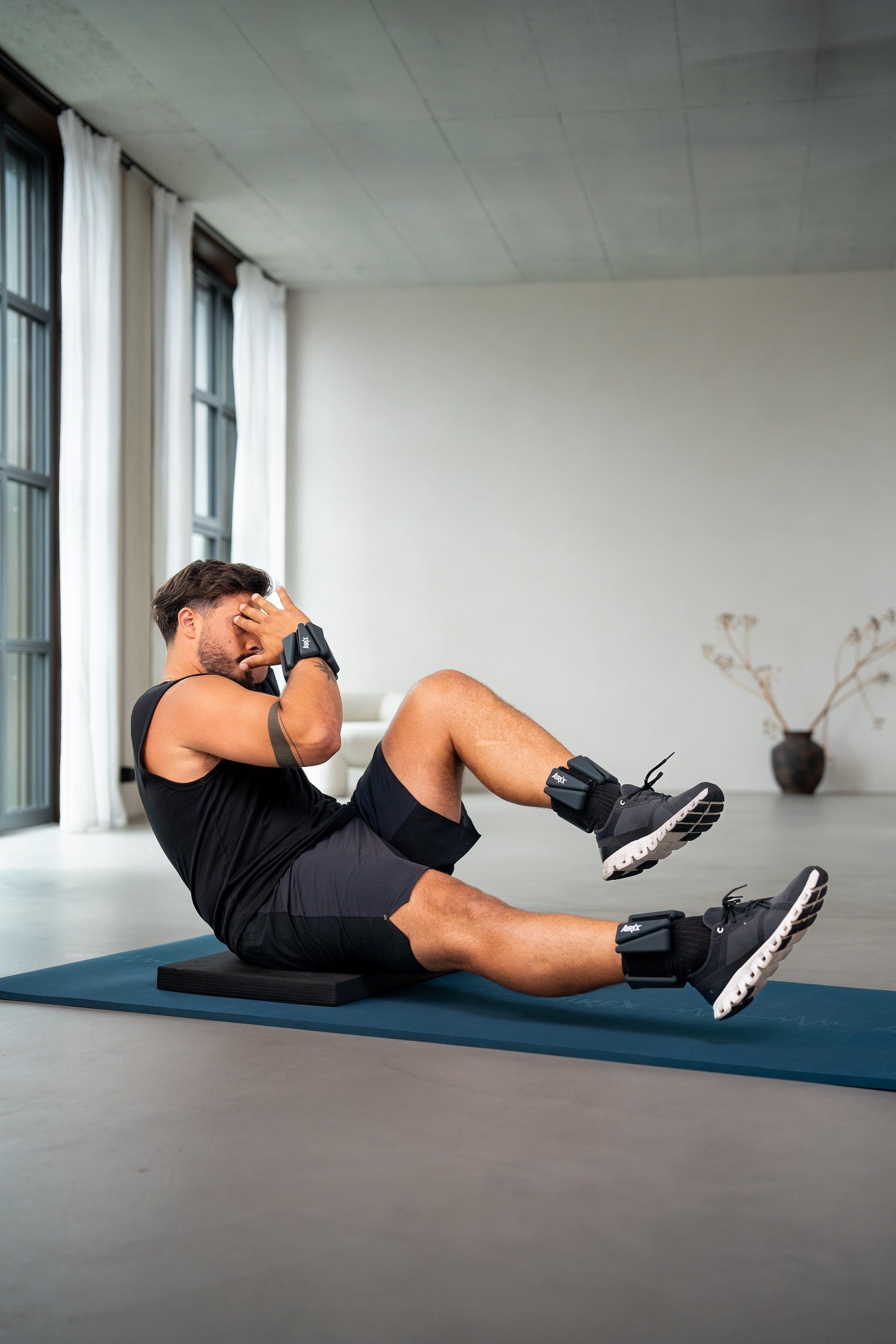 Airex Heartbeat Weight Cuff, Black—Strength Training for Physical Therapy and Rehabilitation