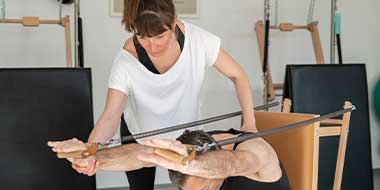 Pilates als Unterstützung bei Bandscheibenvorfällen