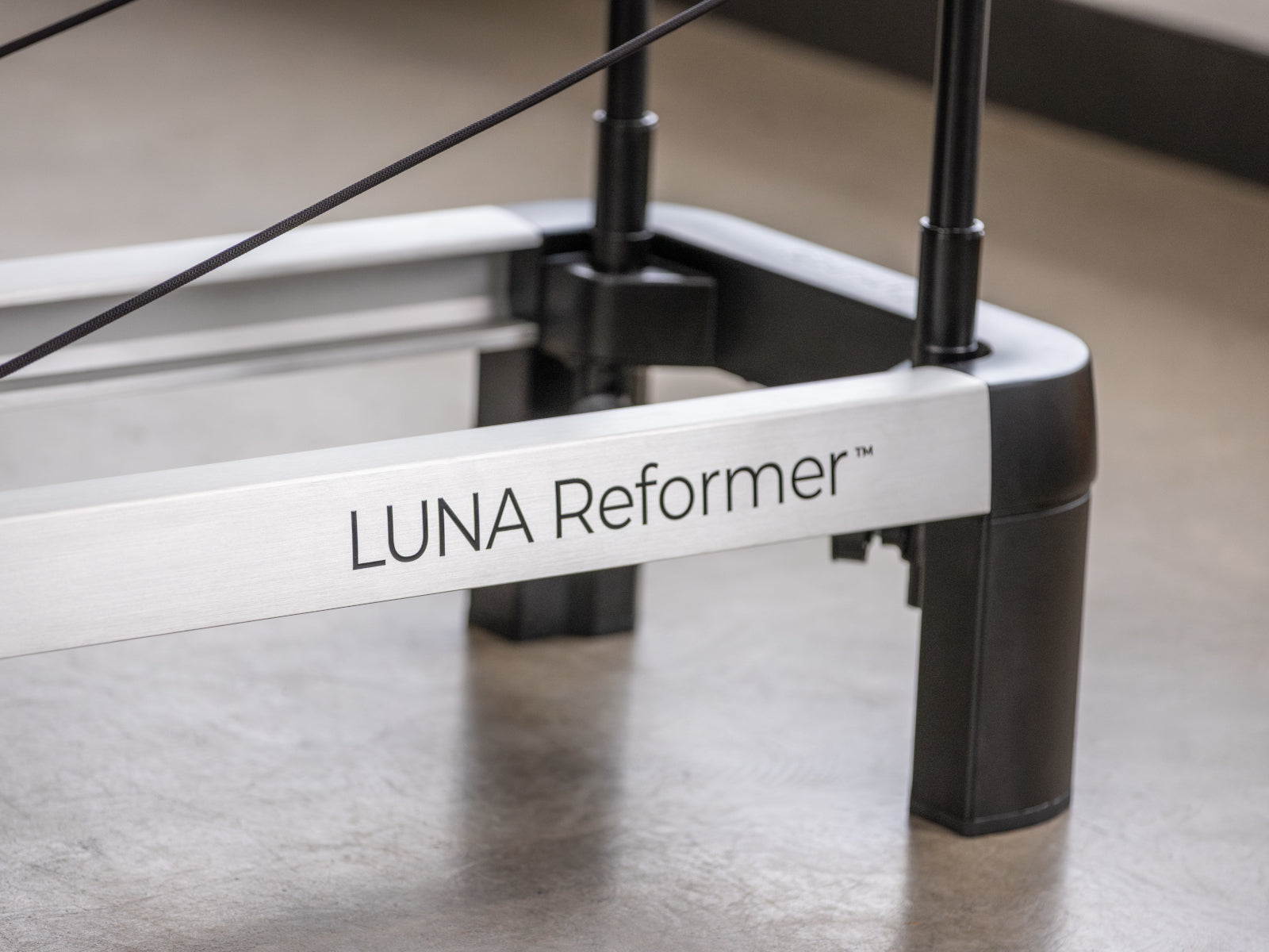 Luna Reformer™ by mundo
