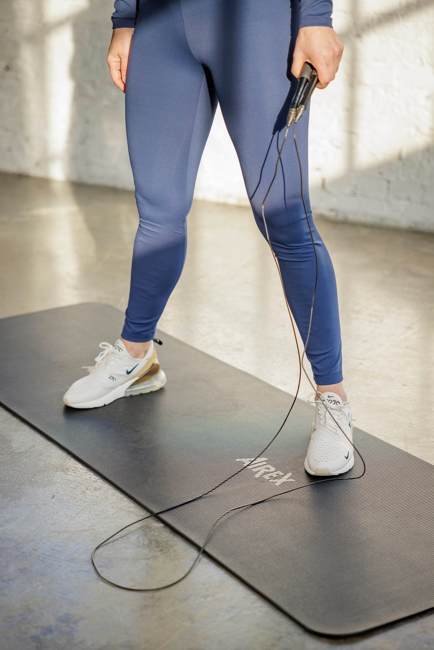 Airex Heartbeat Speed Jump Rope schwarz, Springseil für Krafttraining und Sportrehabilitation